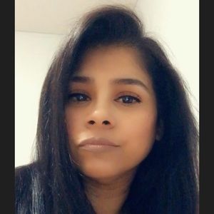 Meet your Posher, Brenda